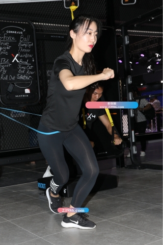 【欧阳幽明赛帖】夏季热练中的瑜伽裤美女