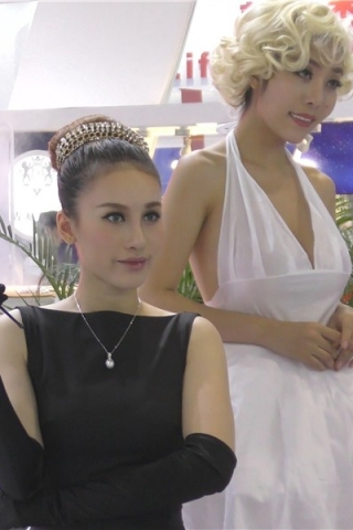 查看完整内容：4k-白裙美女模特 [1.11 GB]（视频版） - 共6张图片