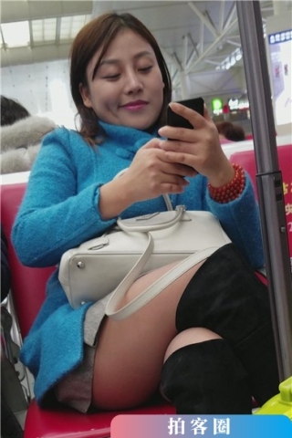 查看完整内容：4k-高铁站候车室拍摄微笑甜美的酒窝美女（视频版） - 共6张图片