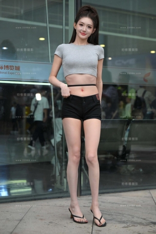 25成都车展网红-粥粥酱【原图➕视频】