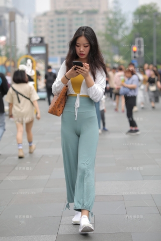 裤子穿的一定很舒服