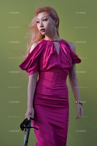 【红石赛帖】性感高跟长裙美女