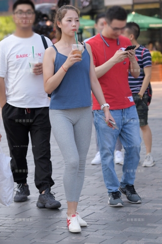 【红石赛贴】性感紧身裤美女