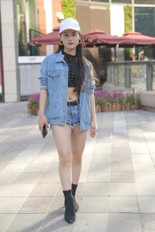 【街拍之魂赛帖】夏天还会远吗