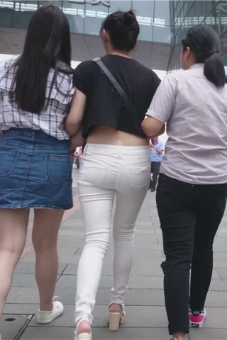 查看完整内容：4k-性感小蛮腰白裤长腿露脐美女 [944 MB]（视频版） - 共8张图片