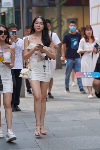 包臀裙美女姐妹