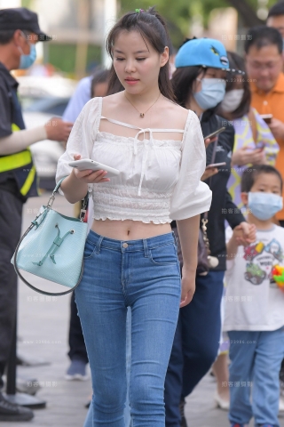 【红石赛帖】牛仔裤美女