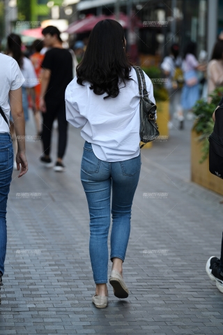 【小默赛帖】★魅力牛仔甜美美女★