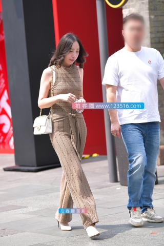 【街拍之魂赛帖】少妇之成熟的丰韵5