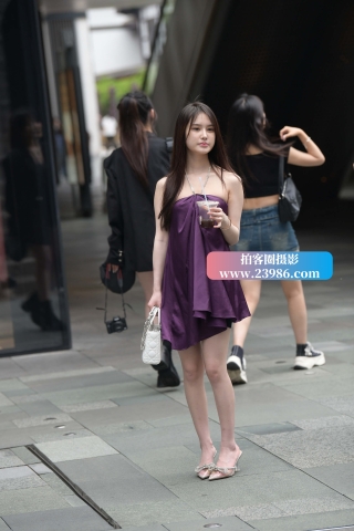 极品美腿小姐姐