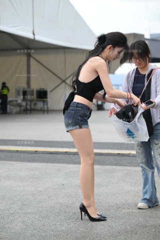 25车都车展，热裤R丝长腿网红BB酱（完整版）