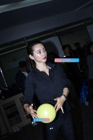 【咔喳赛贴】美女爱球操（完整版）