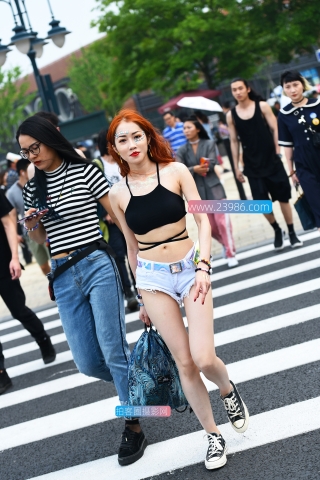 【咔喳赛贴】热裤