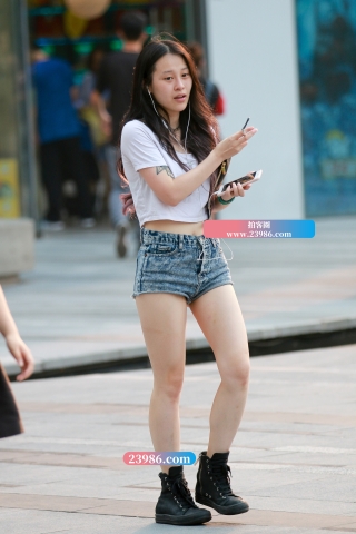 小热裤 白嫩美腿