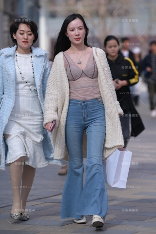 这样的美女你是否喜欢