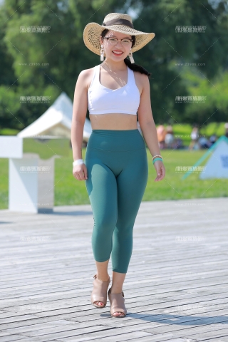 【小默赛帖】★白皙阳光瑜伽美女★