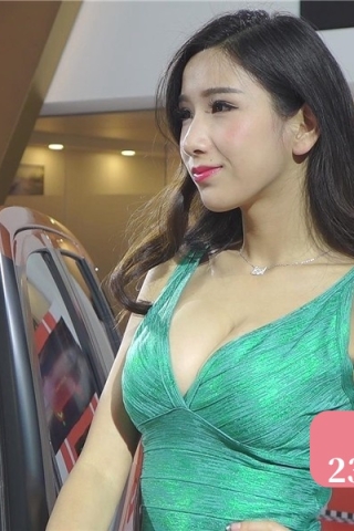 查看完整内容：2015广州国际车展紧身包臀绿裙车模 [2.19 GB]（视频版） - 共9张图片