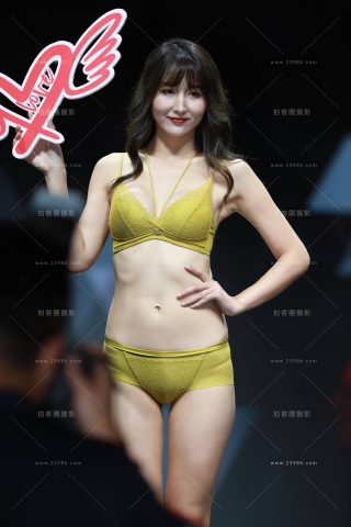 查看完整内容：某商场MY BODY内衣秀-8位模特演绎 - 共23张图片