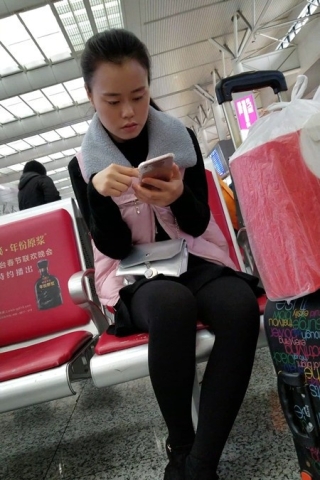 查看完整内容：4k-性感黑丝高跟街拍美腿（视频版） - 共6张图片