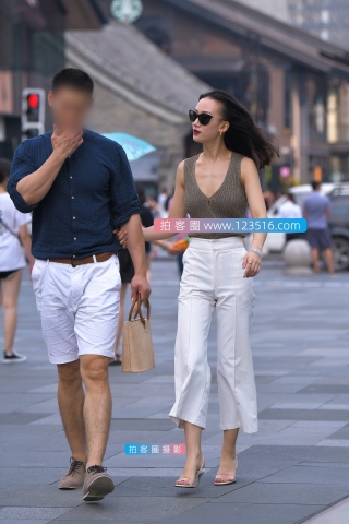 【街拍之魂赛帖】黄昏下的情侣