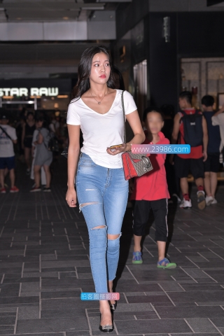 【街拍之魂赛帖】悦目清新，丽人行