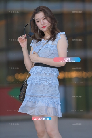 【红石赛帖】美腿少妇皮肤真好