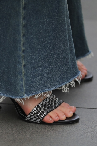 【凯恩赛贴】今年流行喇叭紧牛