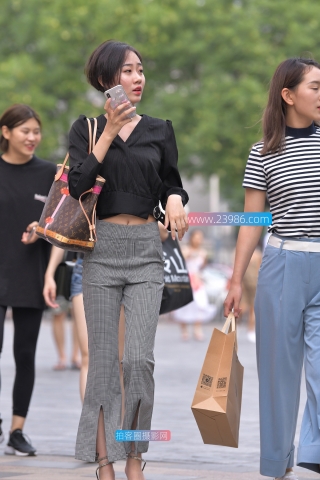 【街拍之魂赛帖】B105、短发女人也可以性感和可爱