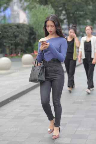 【凯恩赛贴】紧牛美臀小妹