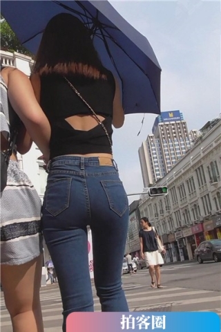 查看完整内容：街拍性感的紧身牛仔裤宽臀美眉 [533 MB]（视频版） - 共6张图片