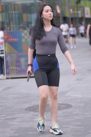 【街拍之魂赛帖】好身材，穿出来