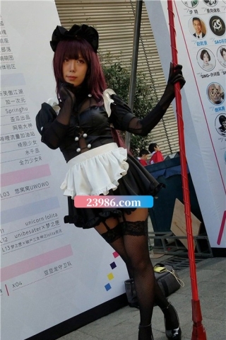 查看完整内容：4K - 妹子耍的是关公的青龙偃月刀？[717 MB/mp4]（视频版） - 共4张图片