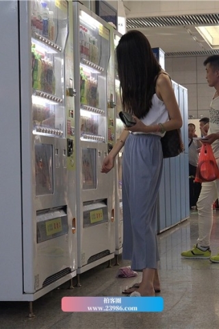 查看完整内容：苗条骨感人字拖mm [1.06 GB/MP4]（视频版） - 共9张图片