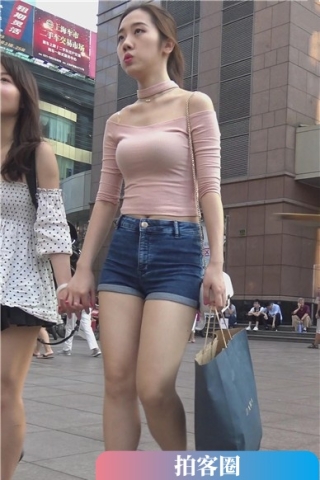 查看完整内容：4k-极品好身材美腿热裤丰满粉妹子 [3.22 GB]（视频版） - 共12张图片