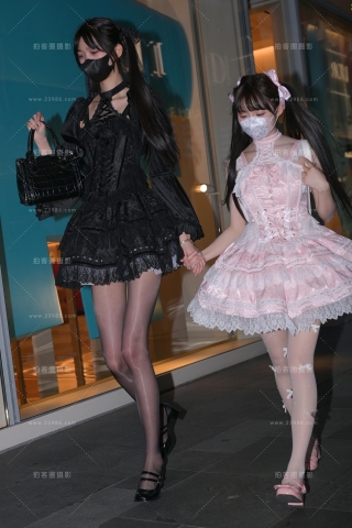 亮丝超长美腿（城市版）（完整版）