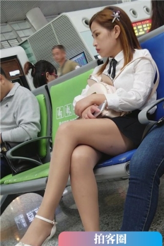查看完整内容：4k-候车室内若有所思的短裙美腿高跟鞋美女（视频版） - 共6张图片