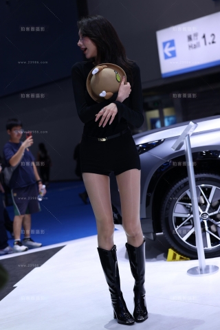 超美极品油亮肉丝美腿模特