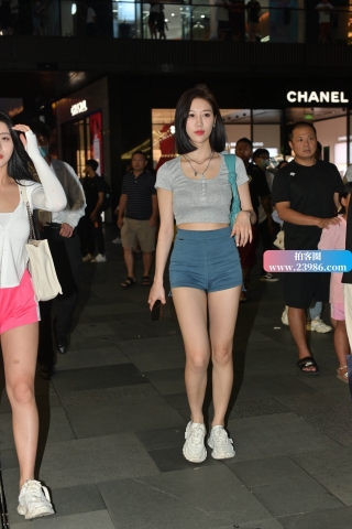 夜拍颜值小姐姐