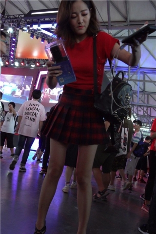 查看完整内容：2018CJ 格子小短裙红衣小姐姐 [396 MB]（视频版） - 共6张图片