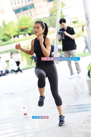 【咔喳赛贴】跳跃运动