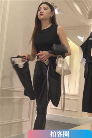 查看完整内容：4k-极品长腿皮裤女神服装店试衣服 [2.78 GB]（视频版） - 共8张图片