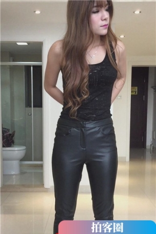 查看完整内容：高跟美腿黑色皮裤美女模拍 [520 MB]（视频版） - 共10张图片