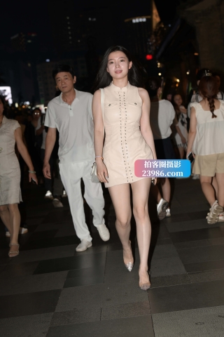 夜拍气质大白腿高跟MM