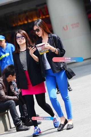 应该是个韩国妹