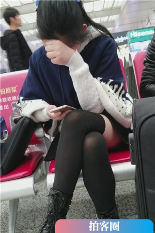 查看完整内容：4k-高铁站候车室拍摄清纯可爱小眼睛萌妹（视频版） - 共6张图片