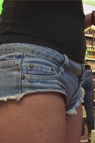 查看完整内容：超短热裤美腿清纯靓丽美女 [3.58 GB]（视频版） - 共6张图片