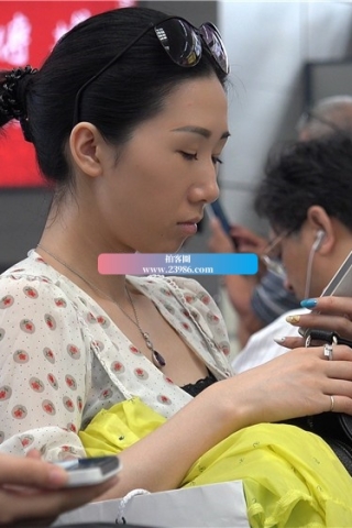 查看完整内容：刚拍完美女就乘车去了 [1.40 GB/MP4]（视频版） - 共9张图片