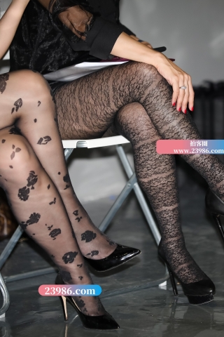 排练-鱼龙混杂的模特们