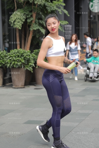 【凯恩赛贴】健身女孩