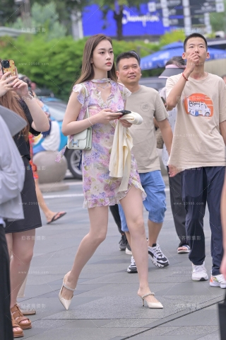 长腿高跟小美人儿